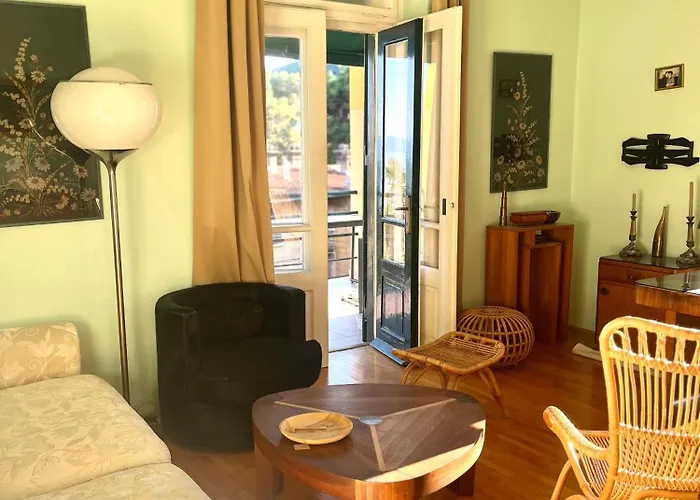Penthouse And Piano Nobile Prkg Wifi Garden Near Away From Roads *