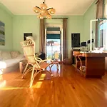 Διαμέρισμα Penthouse And Piano Nobile Prkg Wifi Garden Near Away From Roads *
