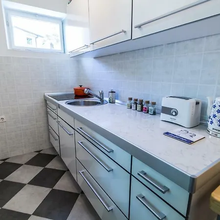 Penthouse And Piano Nobile Prkg Wifi Garden Near Away From Roads * Abbazia